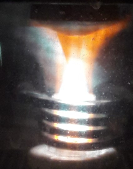 icp-oes-plasma-with-sea-water-sample.jpg